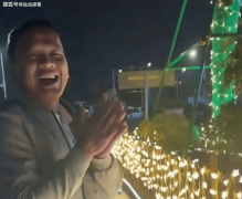 女儿常年正在外锻